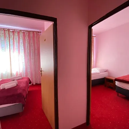 35 Bed & Breakfast