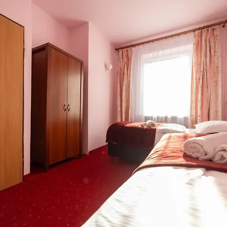 35 Bed & Breakfast