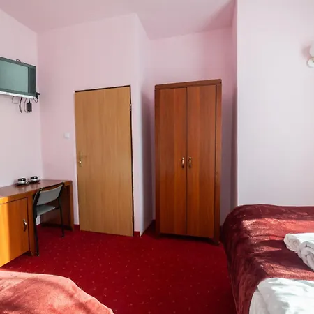 35 Bed & Breakfast