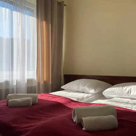 35 Bed and Breakfast 3*